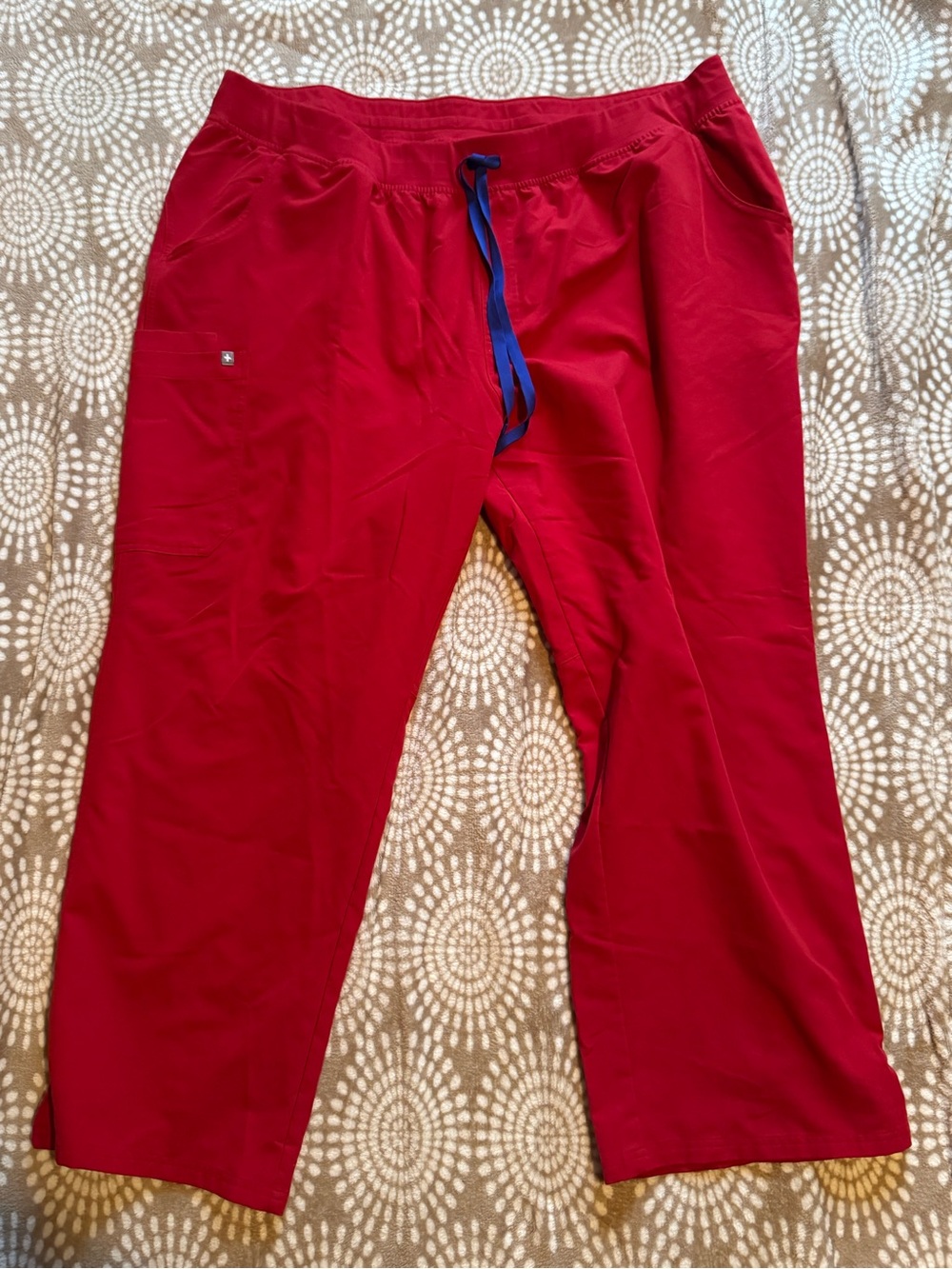 Figs Women's Winning Red Kade
- Cargo Scrub Pant Size 5xl - Regular